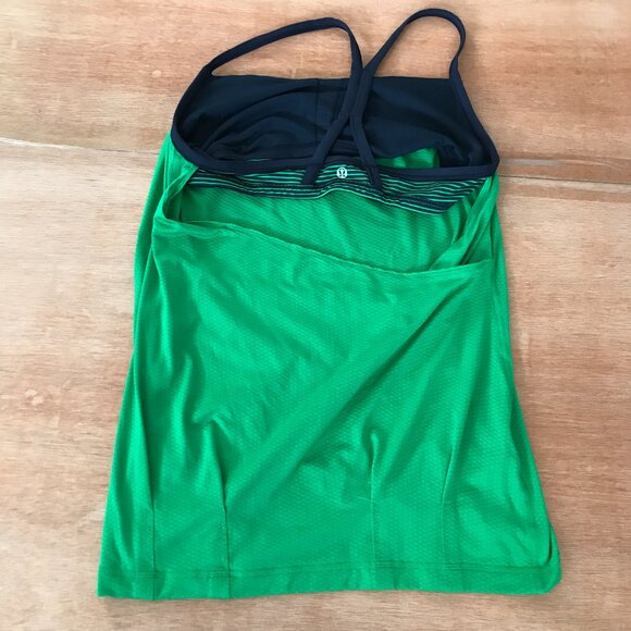 Lululemon CYB Tank Top Women Size 2 Green Striped Racerback Moisture Wicking - Picture 2 of 7